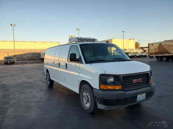 GMC SAVANA G3500 (2017)