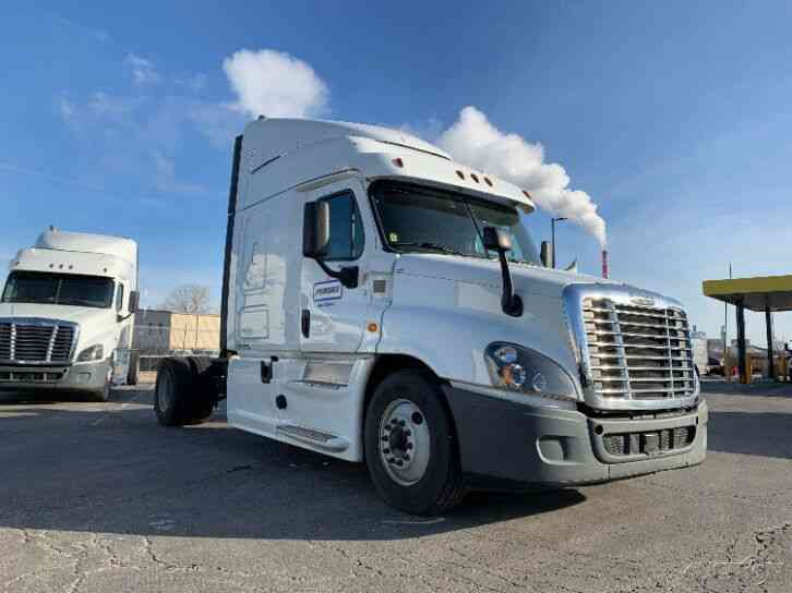 Penske Used Trucks - unit # 331933 - 2019 Freightliner CASCADIA 125