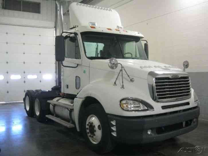 Freightliner CL12064ST-COLUMBIA 120 (2007)