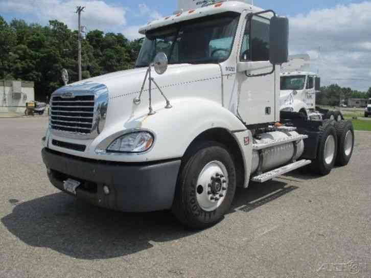 Freightliner CL12064ST-COLUMBIA 120 (2007)