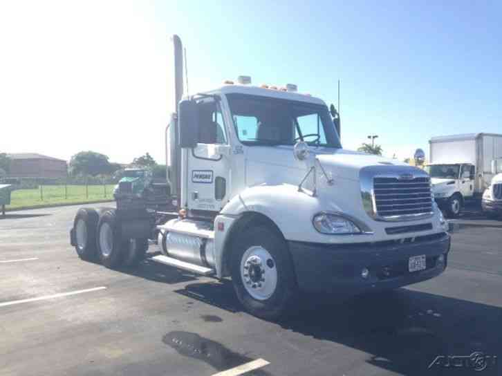 Freightliner CL12064ST-COLUMBIA 120 (2007)