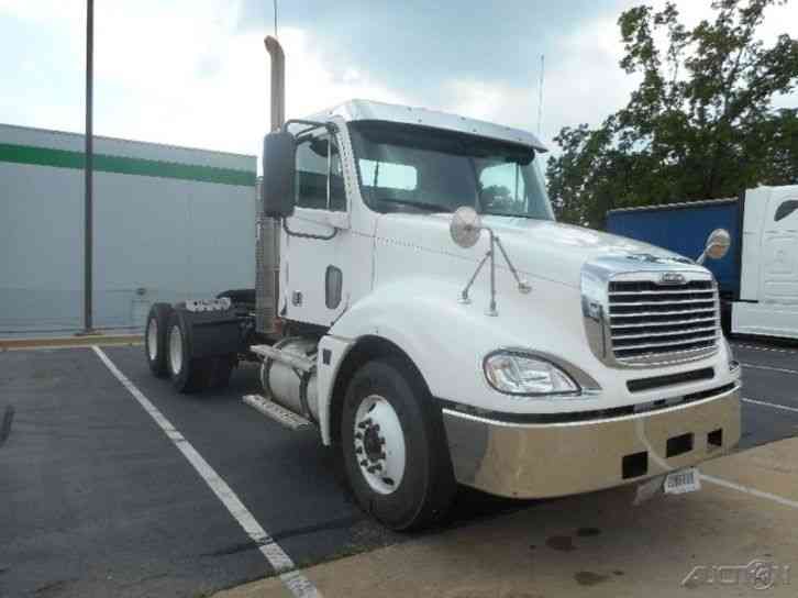 Freightliner CL12064ST-COLUMBIA 120 (2008)