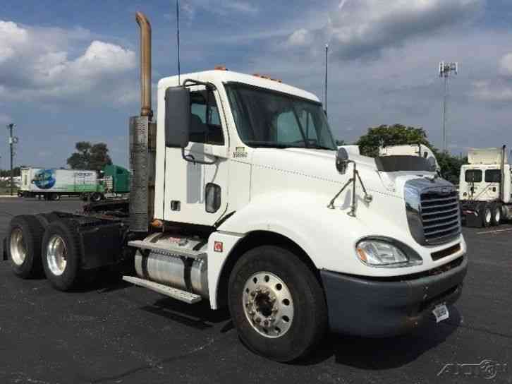 Freightliner CL12064ST-COLUMBIA 120 (2009)