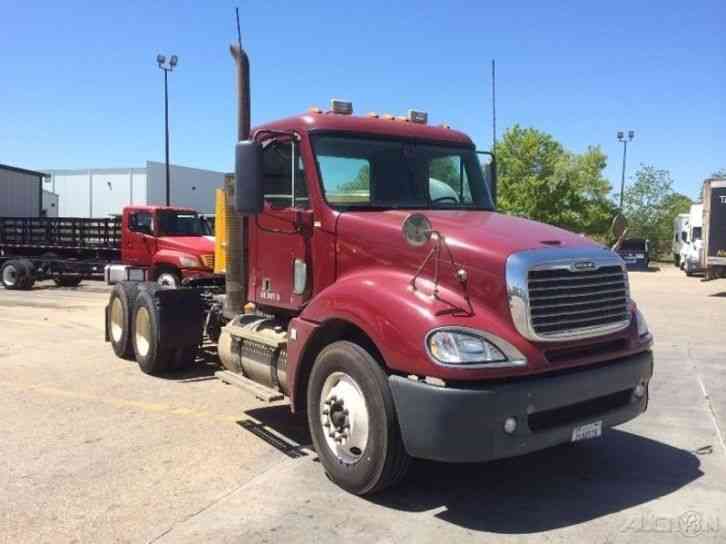 Freightliner CL12064ST-COLUMBIA 120 (2009)