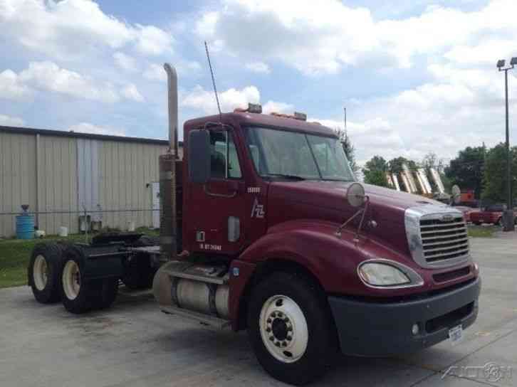 Freightliner CL12064ST-COLUMBIA 120 (2009)