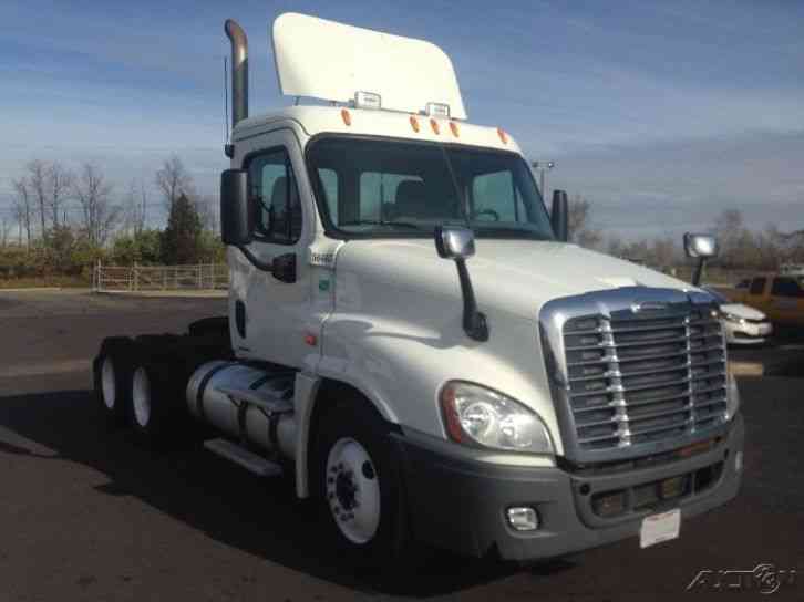 Freightliner CA12564DC - CASCADIA (2009)