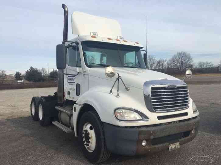 Freightliner CL12064ST-COLUMBIA 120 (2009)