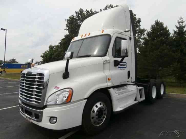 Freightliner CA12564DC - CASCADIA (2009)