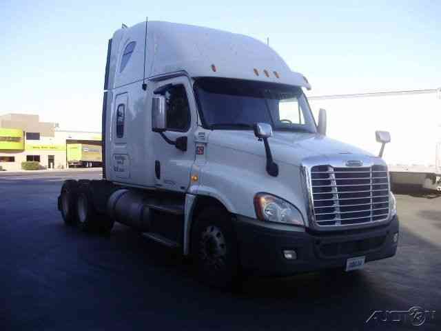 Freightliner CA12564DC - CASCADIA (2012)