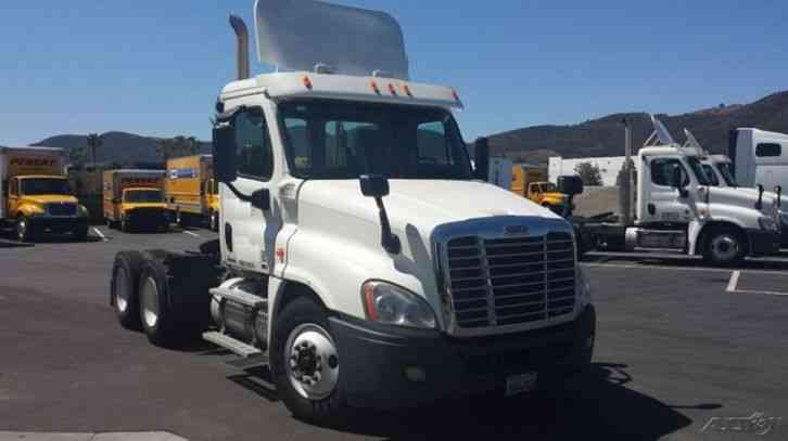 Freightliner CA12564DC - CASCADIA (2011)