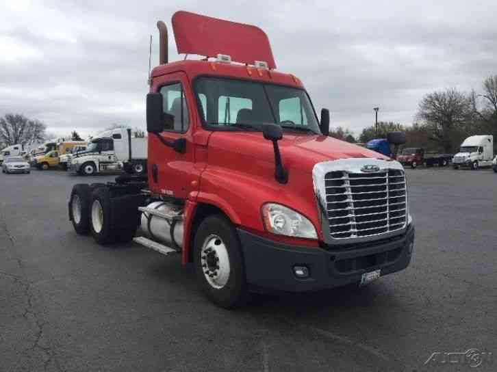 Freightliner CA12564DC - CASCADIA (2011)