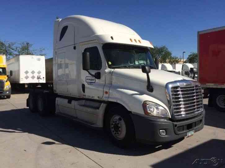 Freightliner CA12564DC - CASCADIA (2011)