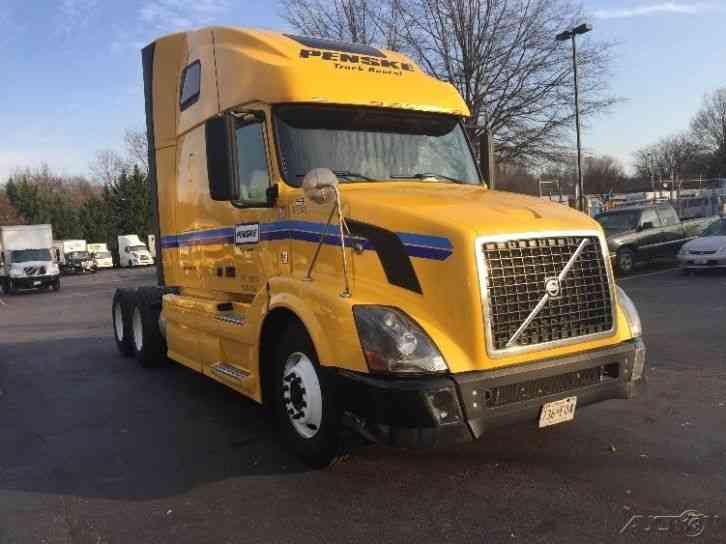 Volvo VNL64T670 (2011)