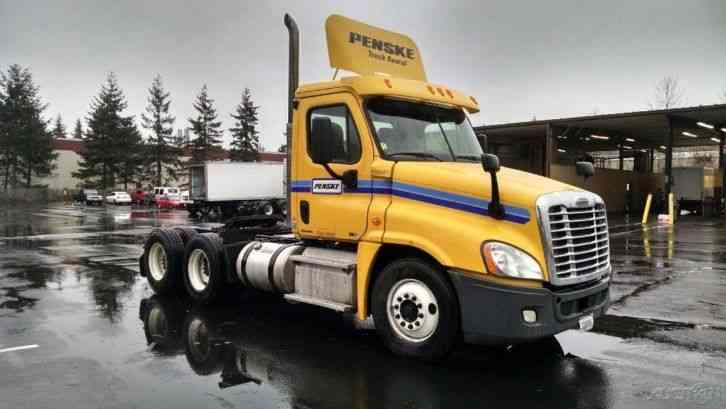 Freightliner CA12564DC - CASCADIA (2011)