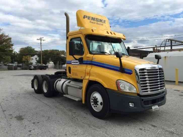 Freightliner CA12564DC - CASCADIA (2011)
