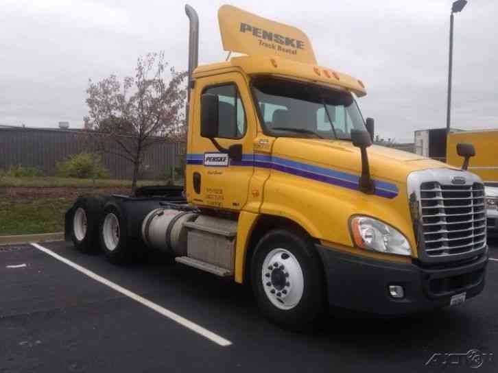 Freightliner CA12564DC - CASCADIA (2011)