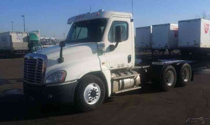 Freightliner CA12564DC - CASCADIA (2011)