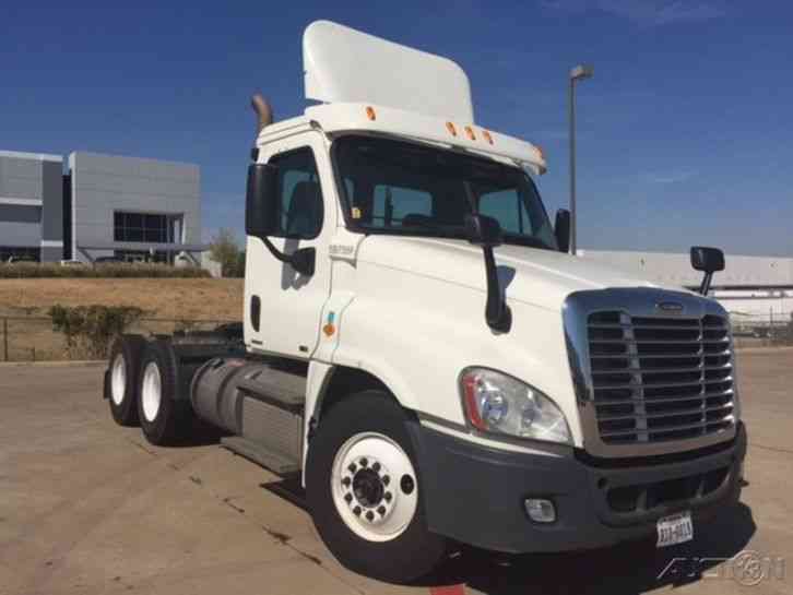 Freightliner CA12564DC - CASCADIA (2011)