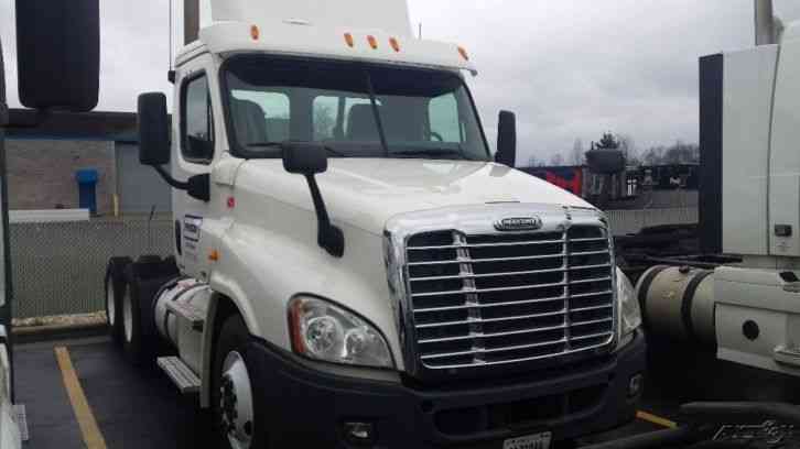 Freightliner CA12564DC - CASCADIA (2011)