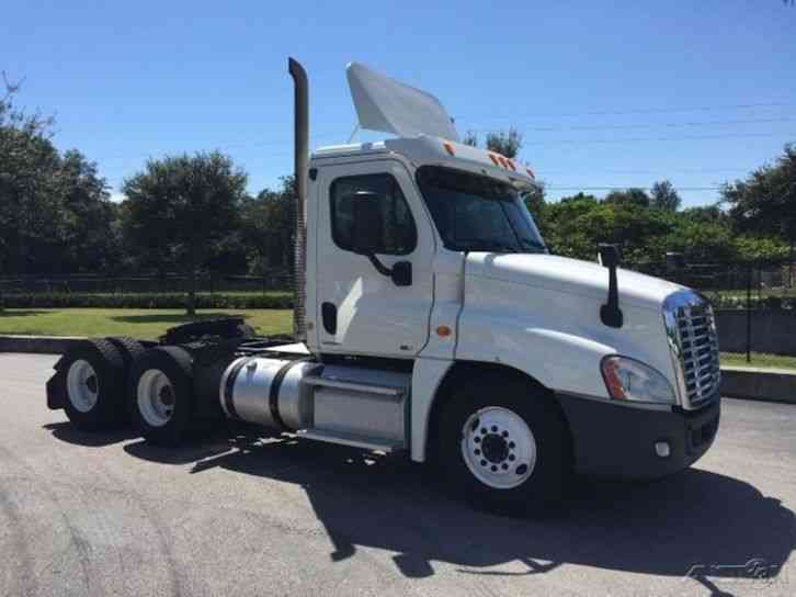 Freightliner CA12564DC - CASCADIA (2011)