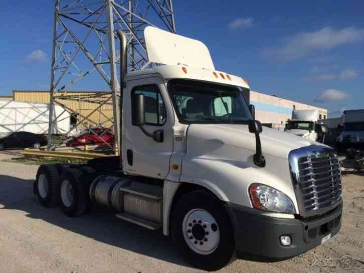 Freightliner CA12564DC - CASCADIA (2011)