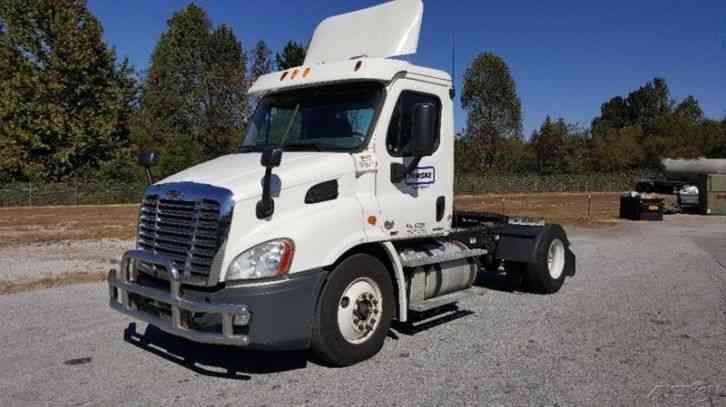 Freightliner CA11342DC - CASCADIA (2011)