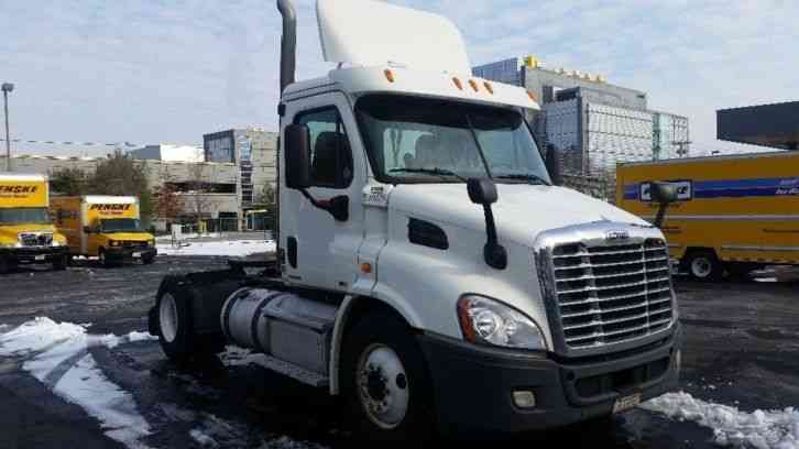 Freightliner CA11342DC - CASCADIA (2011)