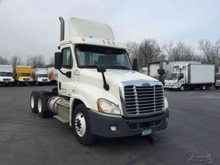 Freightliner CA12564DC - CASCADIA (2011)