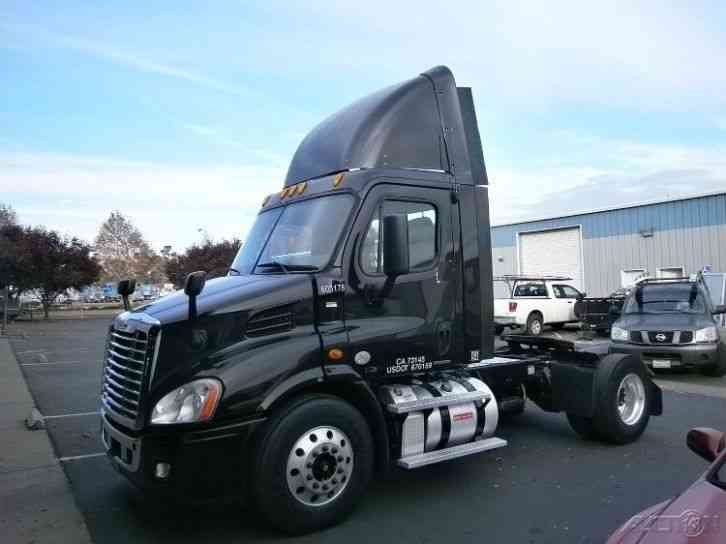 Freightliner CA11342DC - CASCADIA (2011)