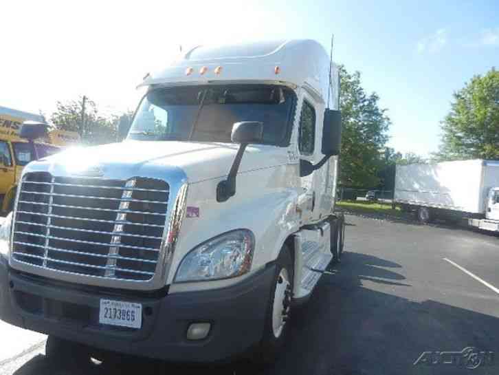 Freightliner CA12564DC - CASCADIA (2011)