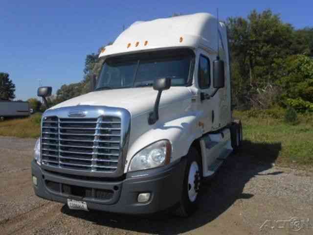 Freightliner CA12564DC - CASCADIA (2011)