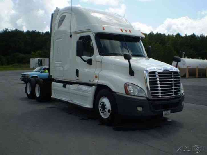 Freightliner CA12564DC - CASCADIA (2011)