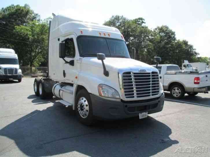 Freightliner CA12564DC - CASCADIA (2011)