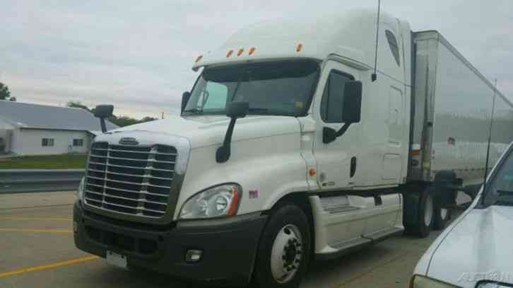 Freightliner CA12564DC - CASCADIA (2012)