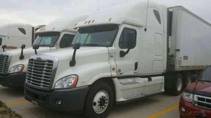 Freightliner CA12564DC - CASCADIA (2012)