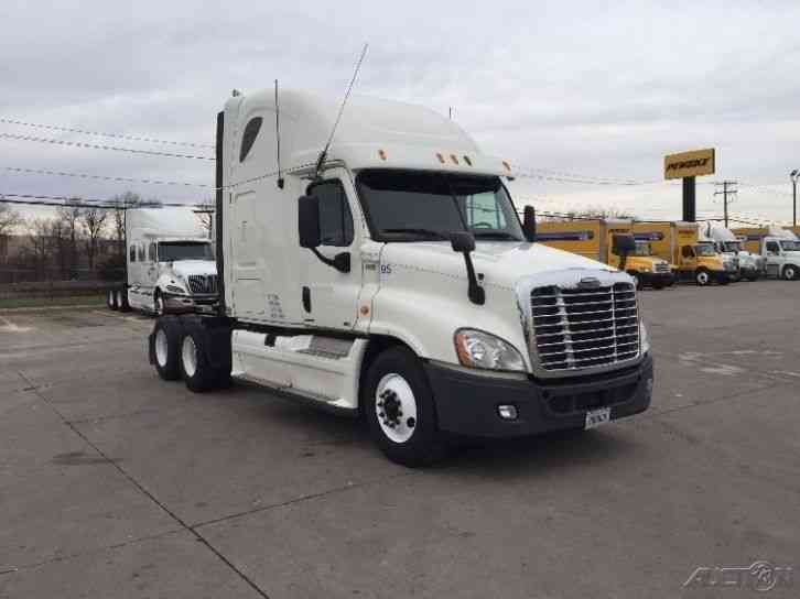 Freightliner CA12564DC - CASCADIA (2012)