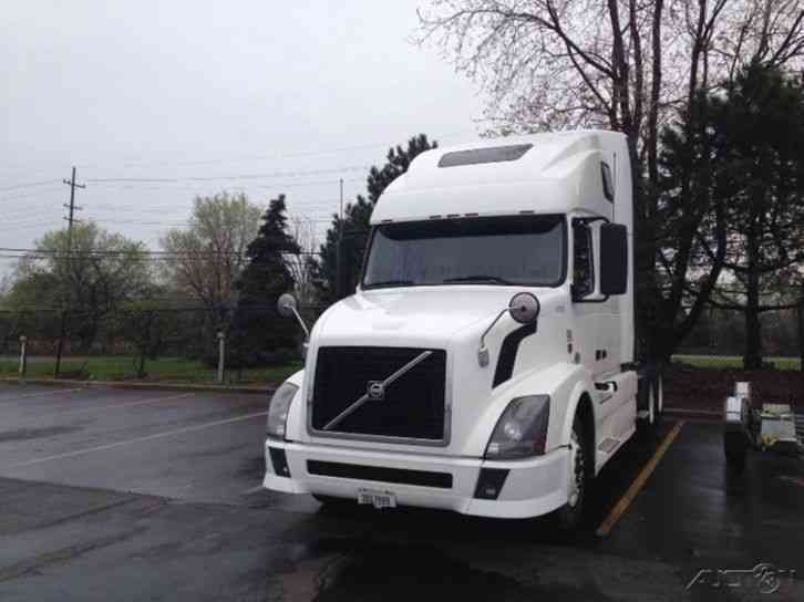 Volvo VNL64T670 (2012)