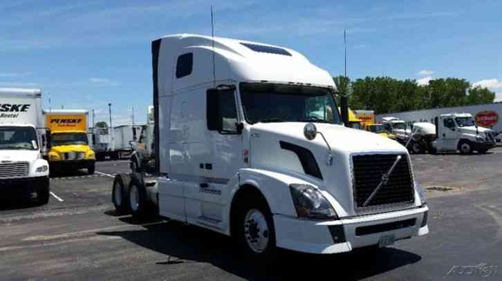 Volvo VNL64T670 (2012)