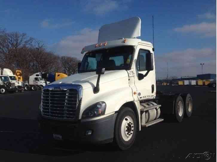 Freightliner CA12564DC - CASCADIA (2012)