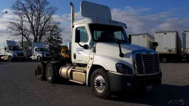 Freightliner CA12564DC - CASCADIA (2012)