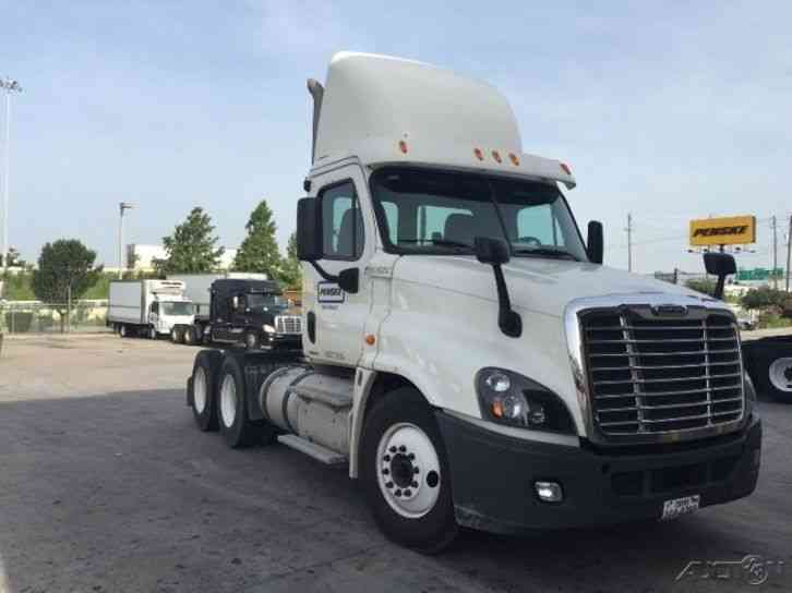 Freightliner CA12564DC - CASCADIA (2012)