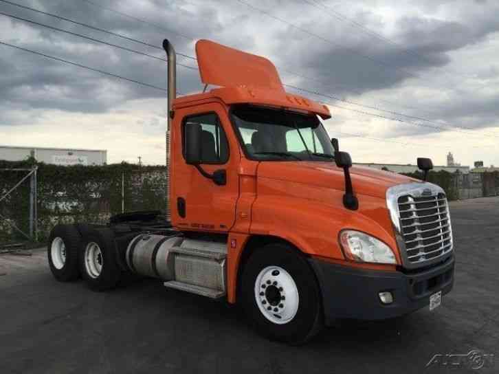 Freightliner CA12564DC - CASCADIA (2012)