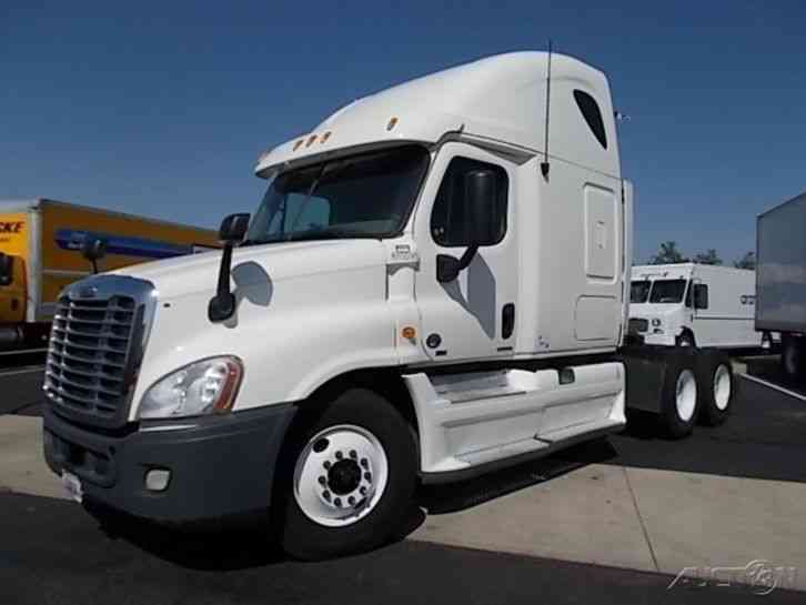 Freightliner CA12564DC - CASCADIA (2012)