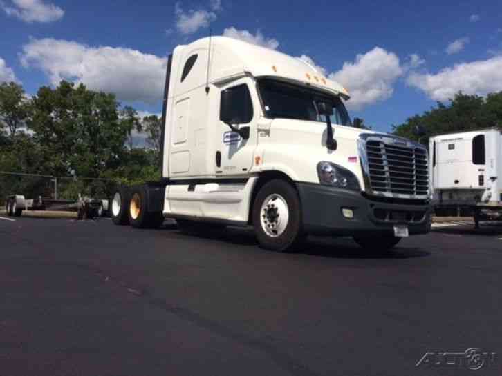 Freightliner CA12564DC - CASCADIA (2012)