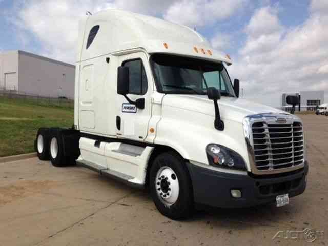 Freightliner CA12564DC - CASCADIA (2012)