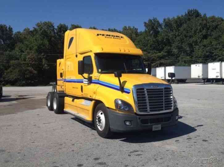 Freightliner CA12564DC - CASCADIA (2012)