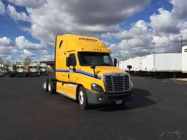 Freightliner CA12564DC - CASCADIA (2012)