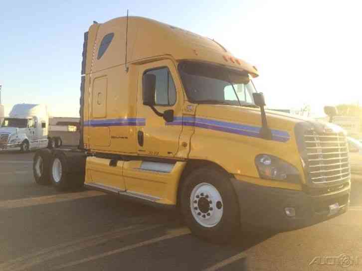 Freightliner CA12564DC - CASCADIA (2012)