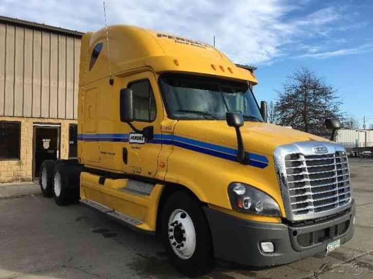 Freightliner CA12564DC - CASCADIA (2012)