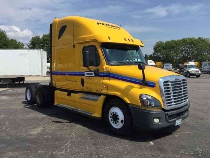 Freightliner CA12564DC - CASCADIA (2012)